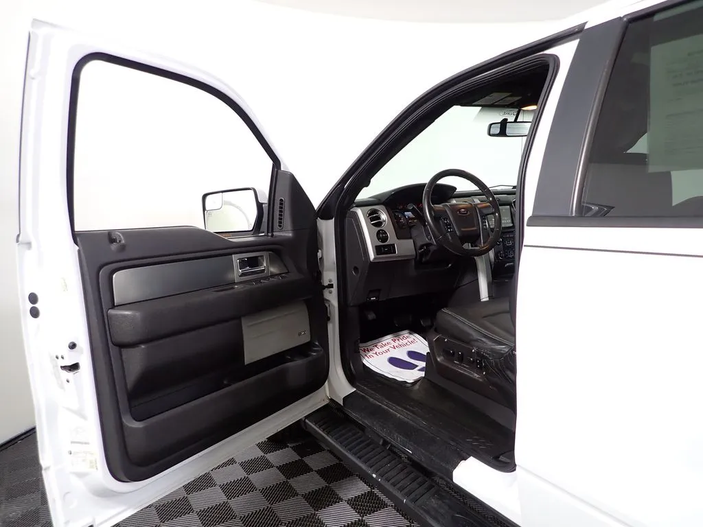Ford F-150 photo 18