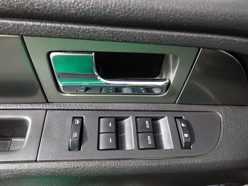 Ford F-150 photo 19