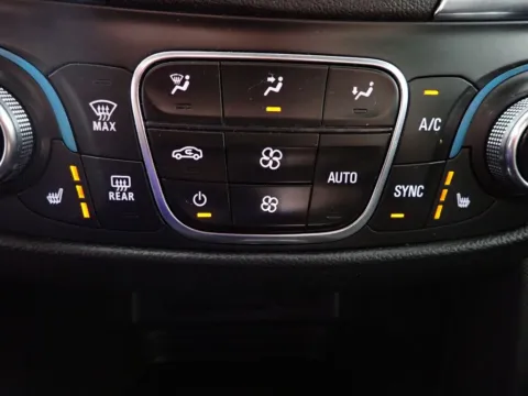 More photos of 2023 Chevrolet Equinox LT at Don Wood Chevrolet, OH