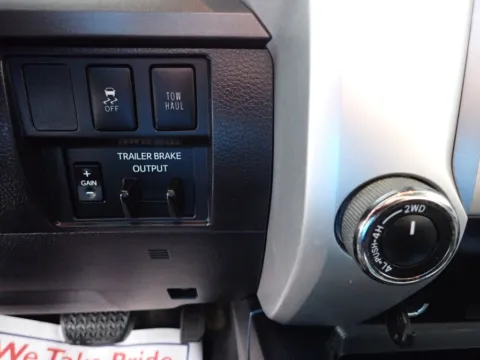 More photos of 2018 Toyota Tundra SR5 at Don Wood Chevrolet, OH