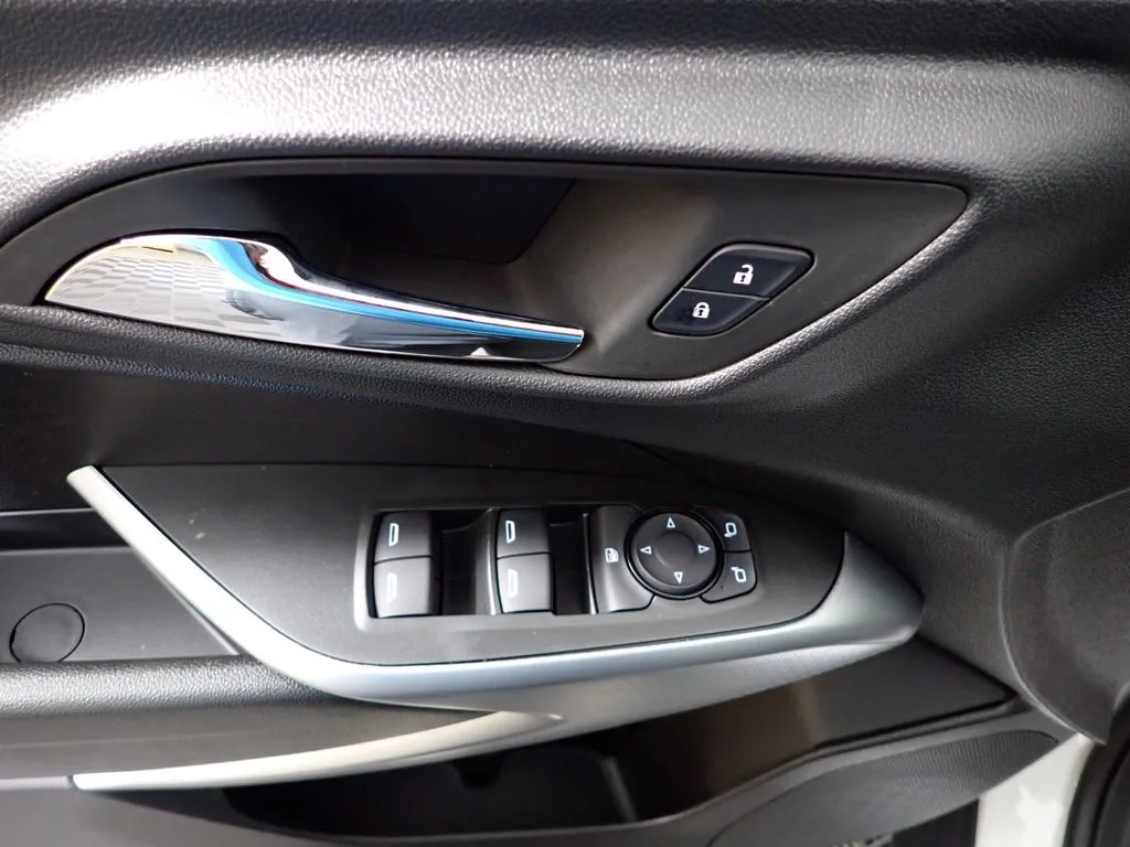 2026 Chevrolet Trax LS - Photo 19