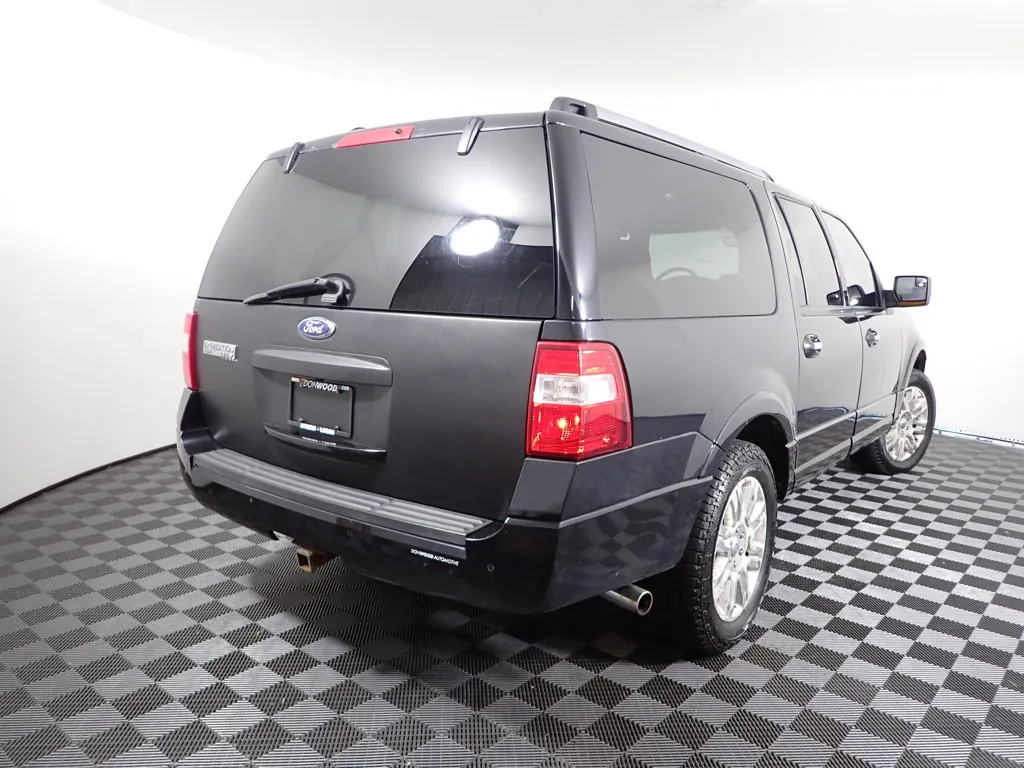 Ford Expedition EL photo 14