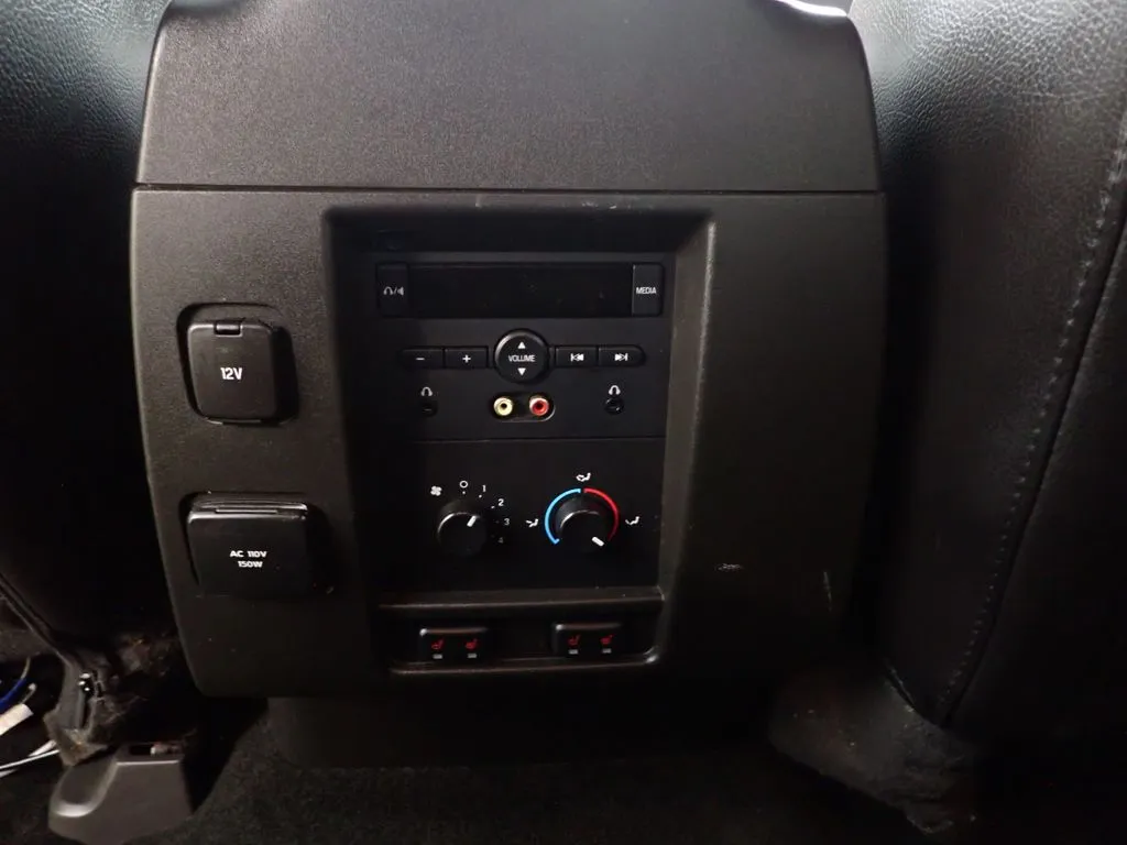 Ford Expedition EL photo 27
