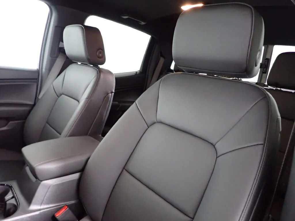 Chevrolet Colorado photo 21