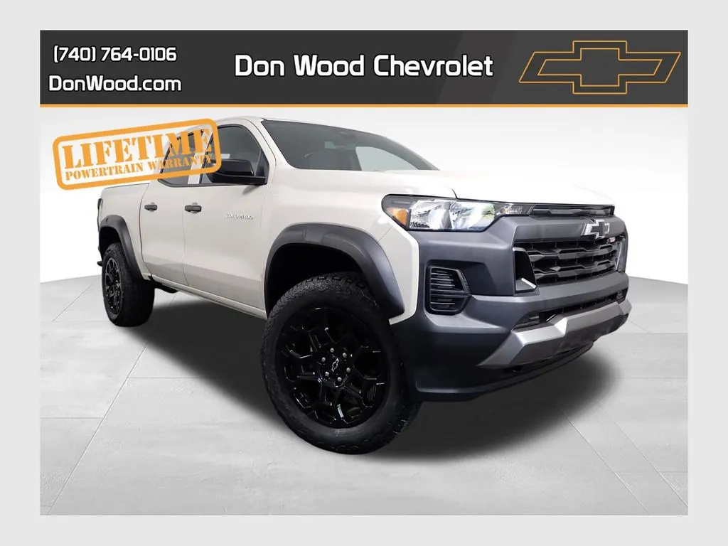 White 2026 Chevrolet Colorado Trail Boss for sale in Logan, OH