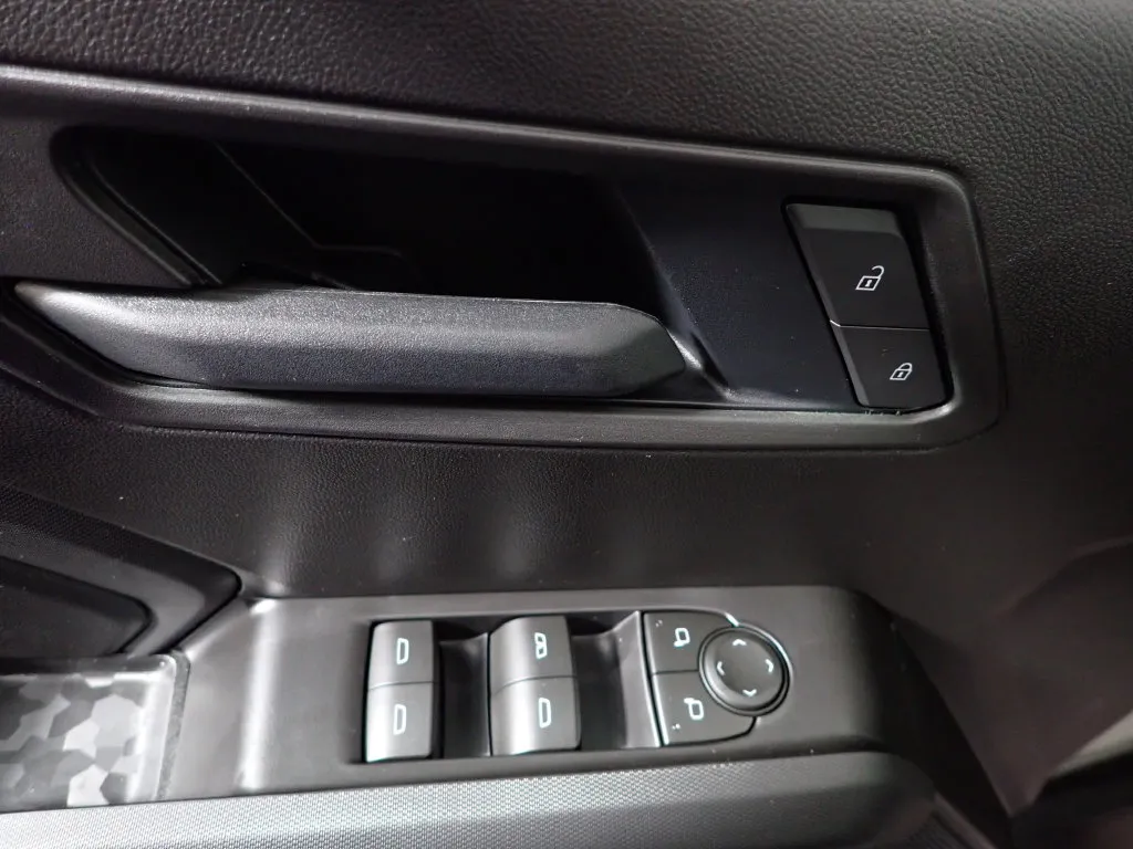 Chevrolet Colorado photo 19