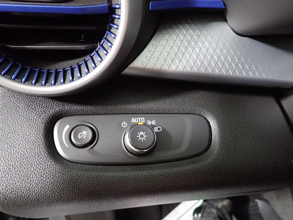 Chevrolet Trax photo 22