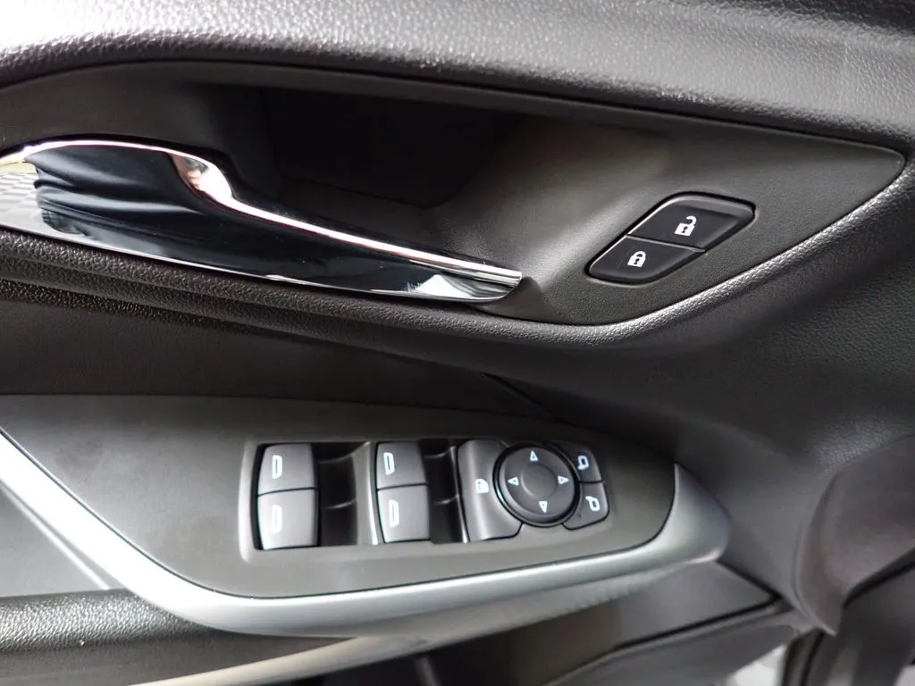 Chevrolet Trax photo 19