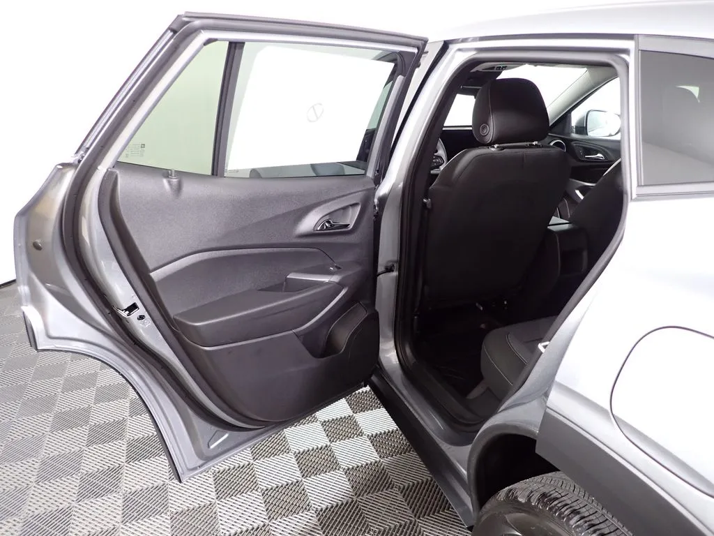 Chevrolet Trax photo 30