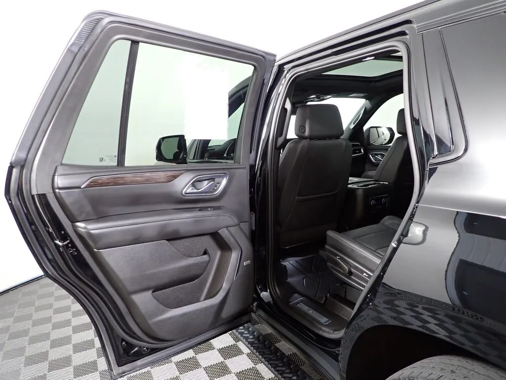 Chevrolet Tahoe photo 36