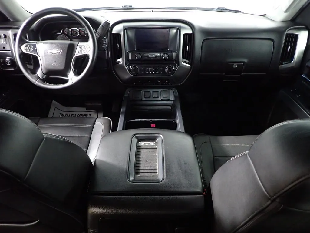 Chevrolet Silverado photo 28