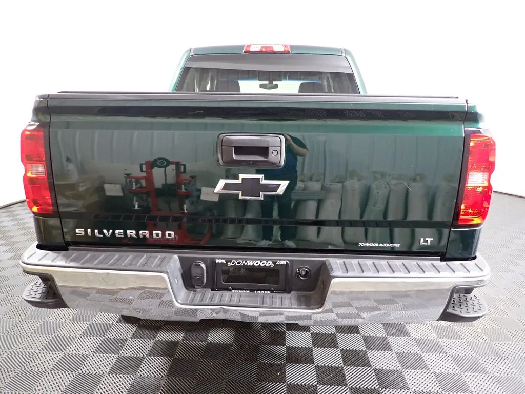 Chevrolet Silverado photo 13