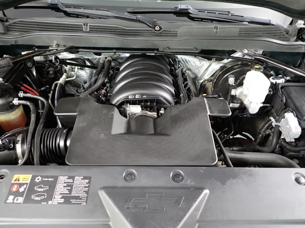 Chevrolet Silverado photo 39