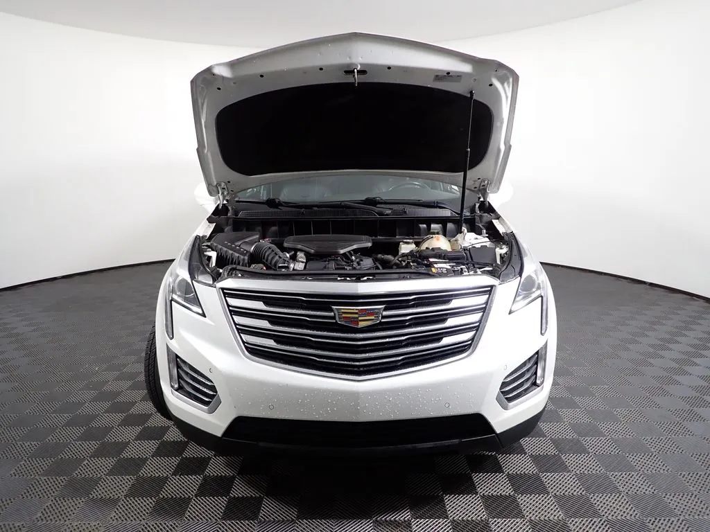 Cadillac XT5 photo 45