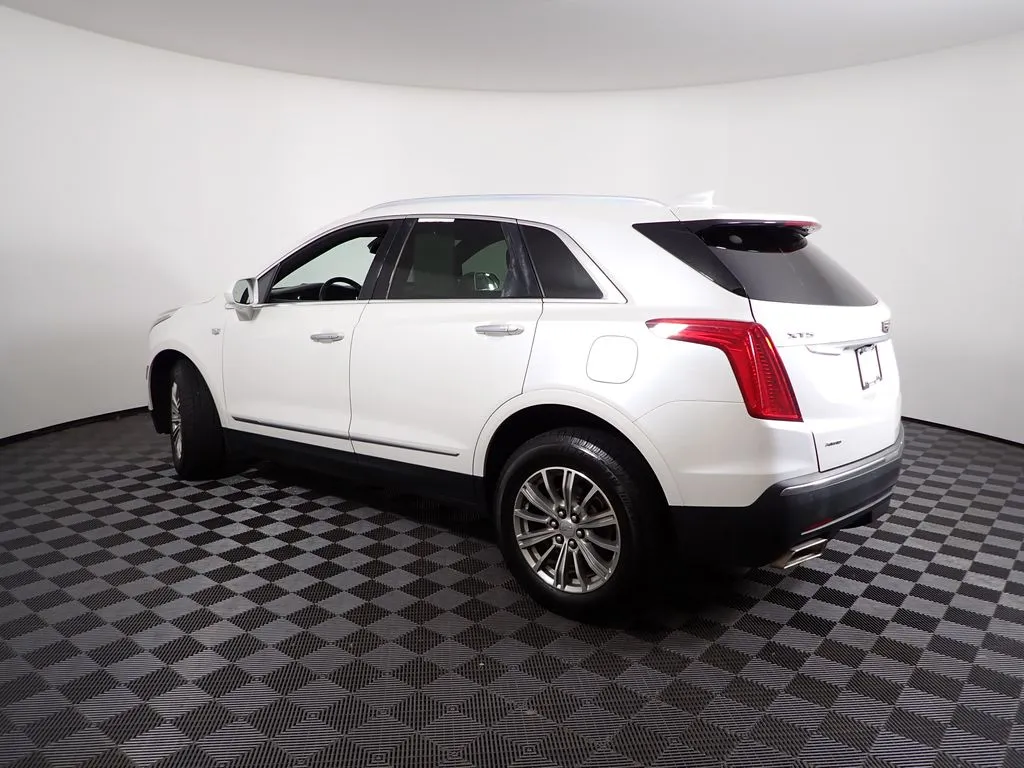 Cadillac XT5 photo 13