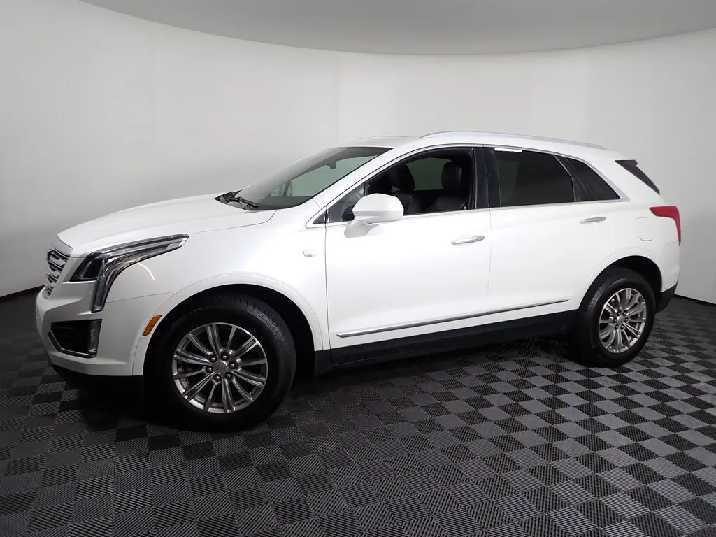 Cadillac XT5 photo 12