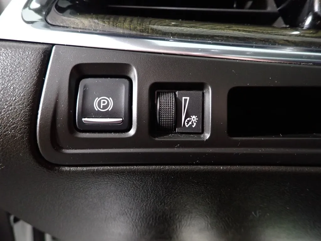 Cadillac XT5 photo 27