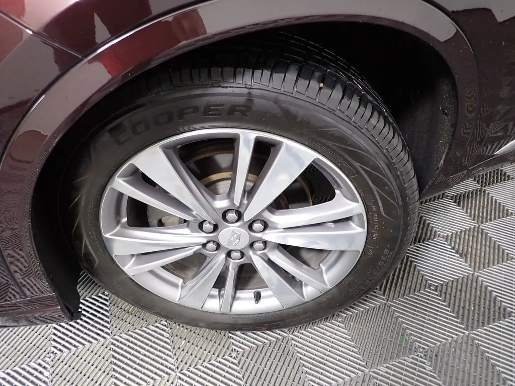 Cadillac XT6 photo 45