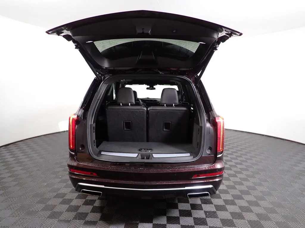 Cadillac XT6 photo 15