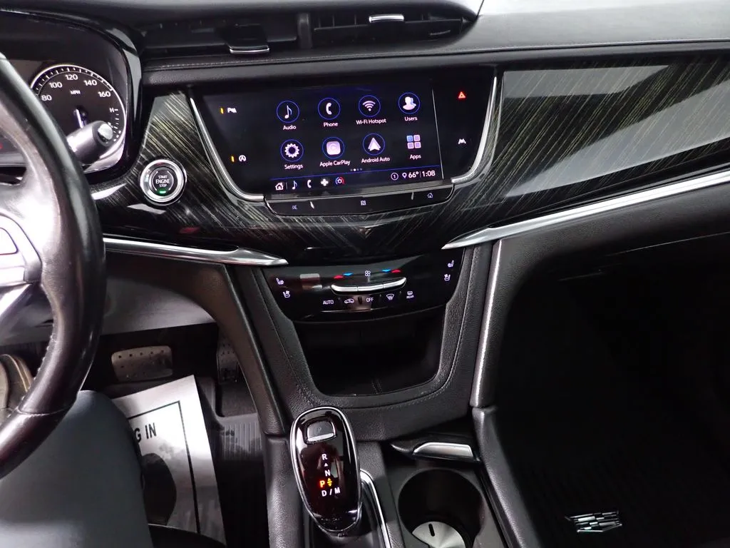 Cadillac XT6 photo 32
