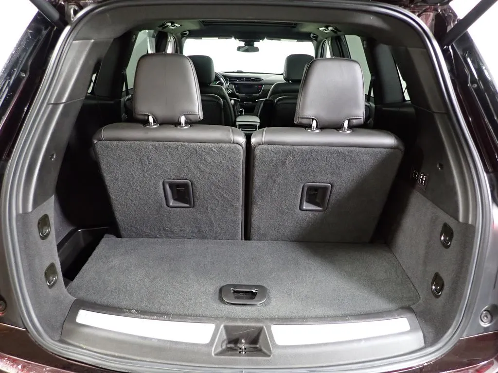 Cadillac XT6 photo 16