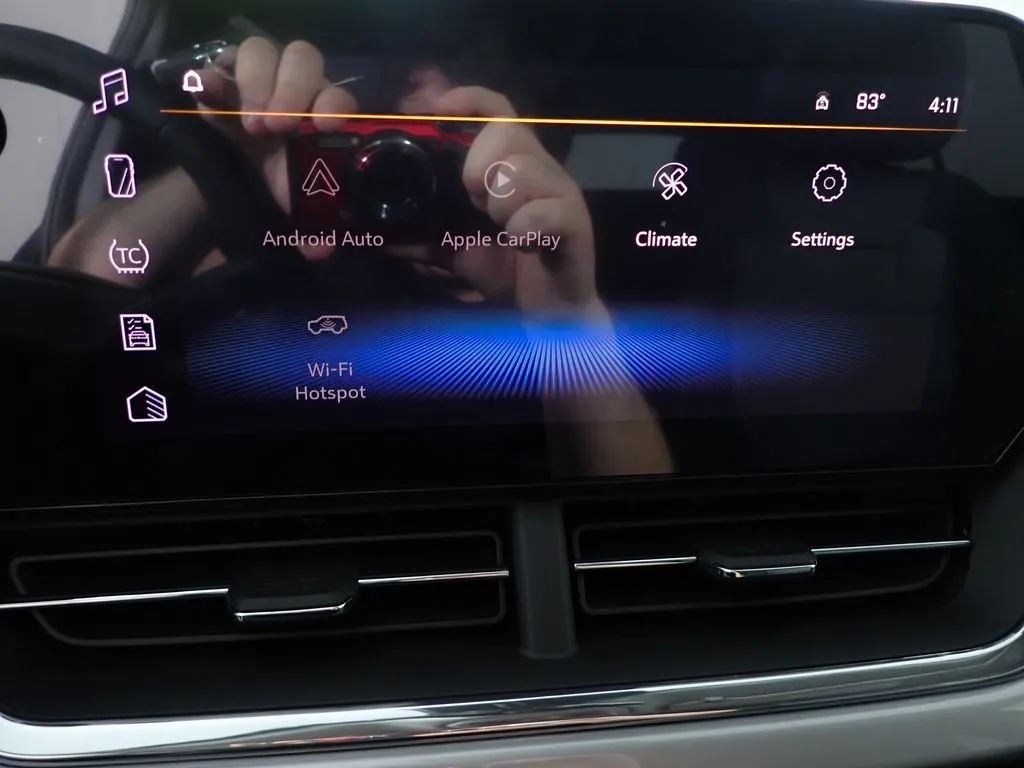 Chevrolet Trax photo 3