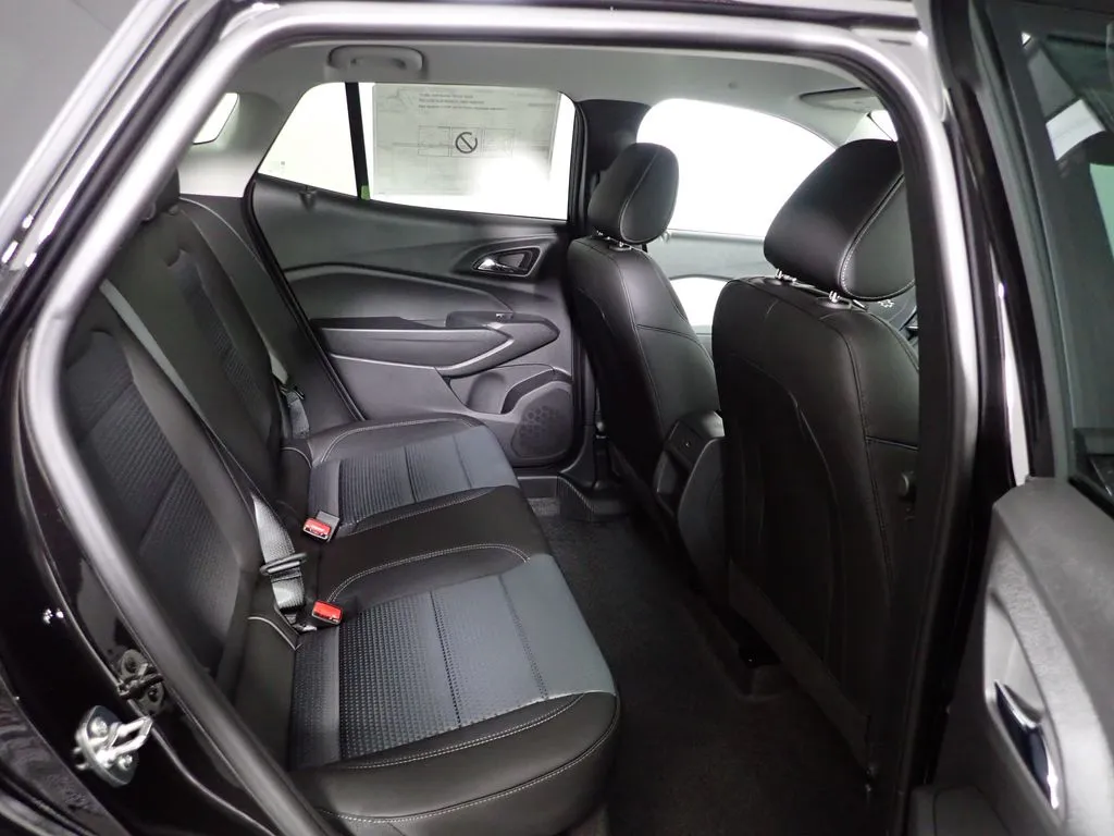 Chevrolet Trax photo 33