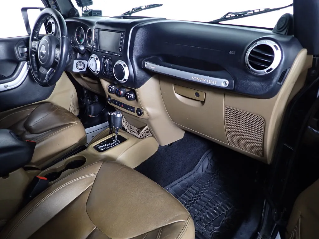 Jeep Wrangler photo 29
