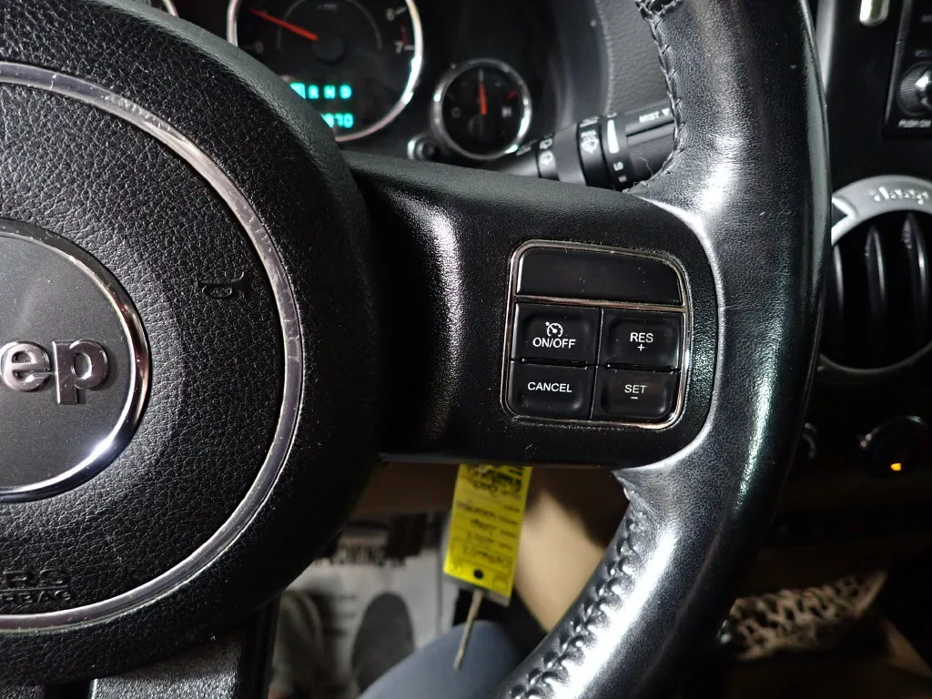 Jeep Wrangler photo 20