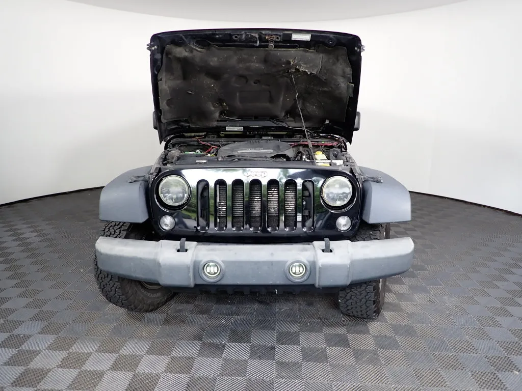 Jeep Wrangler photo 32