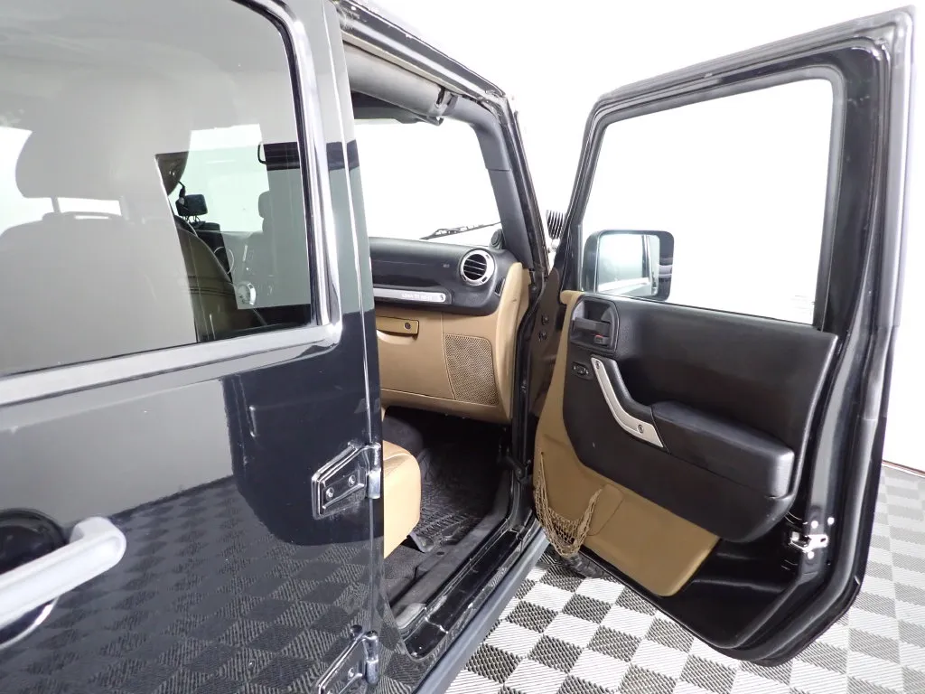 Jeep Wrangler photo 27