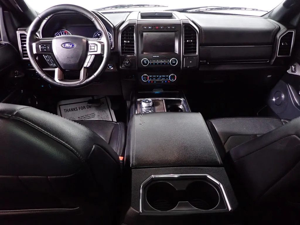 Ford Expedition MAX photo 33