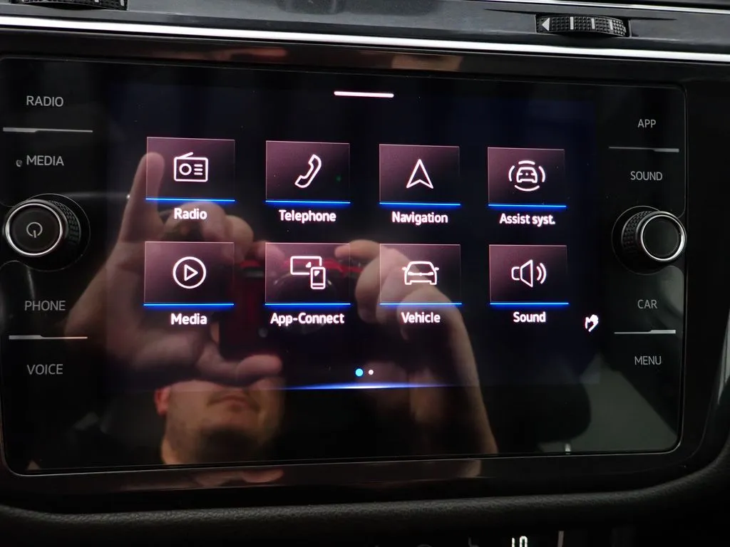Volkswagen Tiguan photo 3