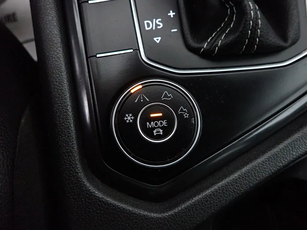 Volkswagen Tiguan photo 7