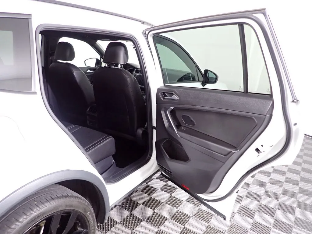 Volkswagen Tiguan photo 33