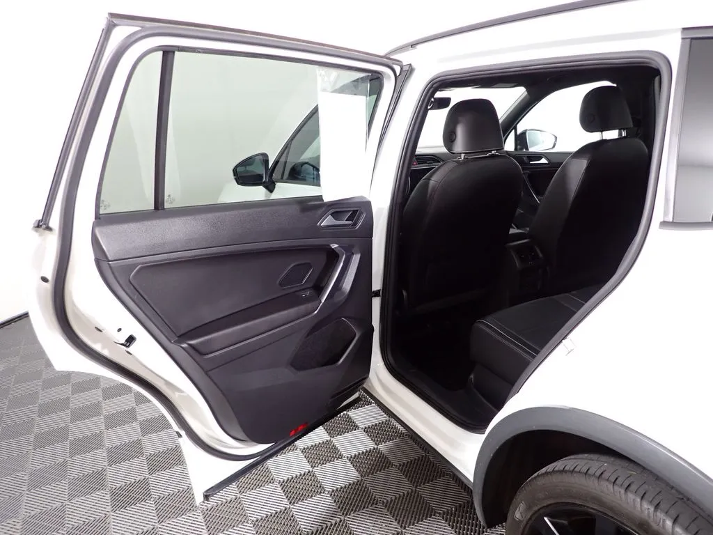 Volkswagen Tiguan photo 31