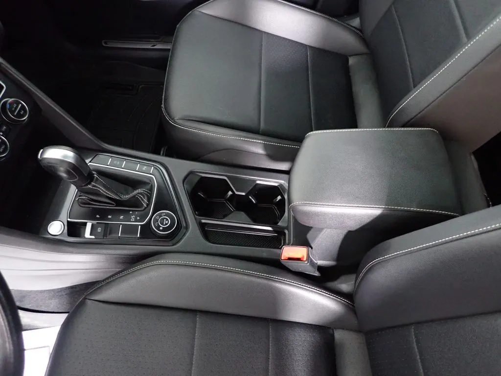 Volkswagen Tiguan photo 29