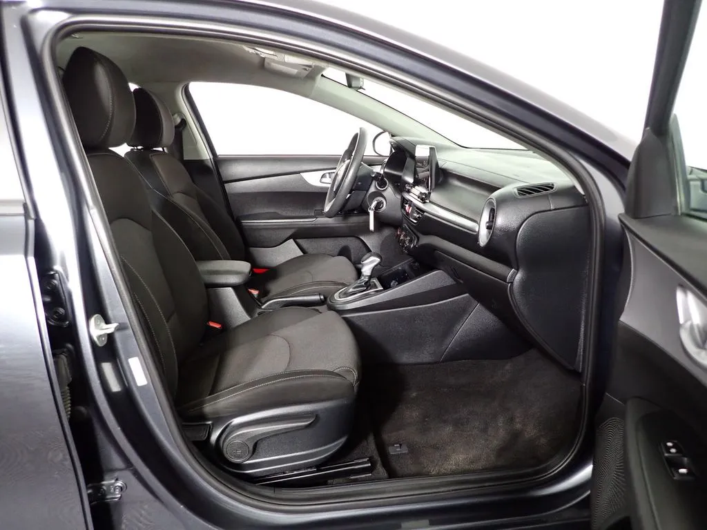 Kia Forte photo 32
