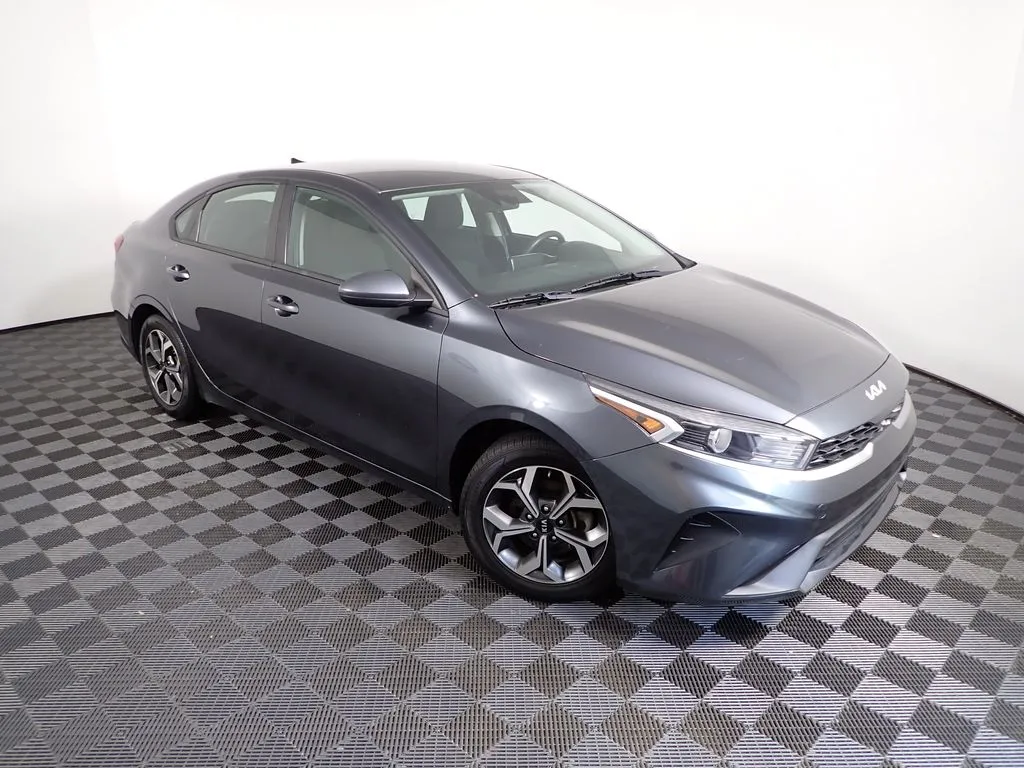 Kia Forte photo 5