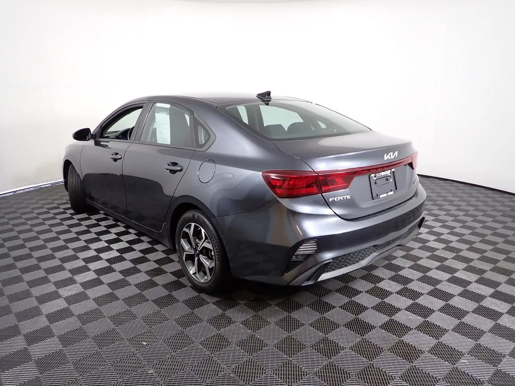 Kia Forte photo 11