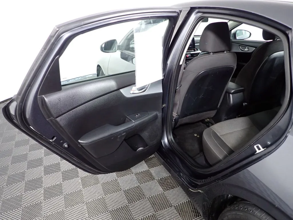 Kia Forte photo 27