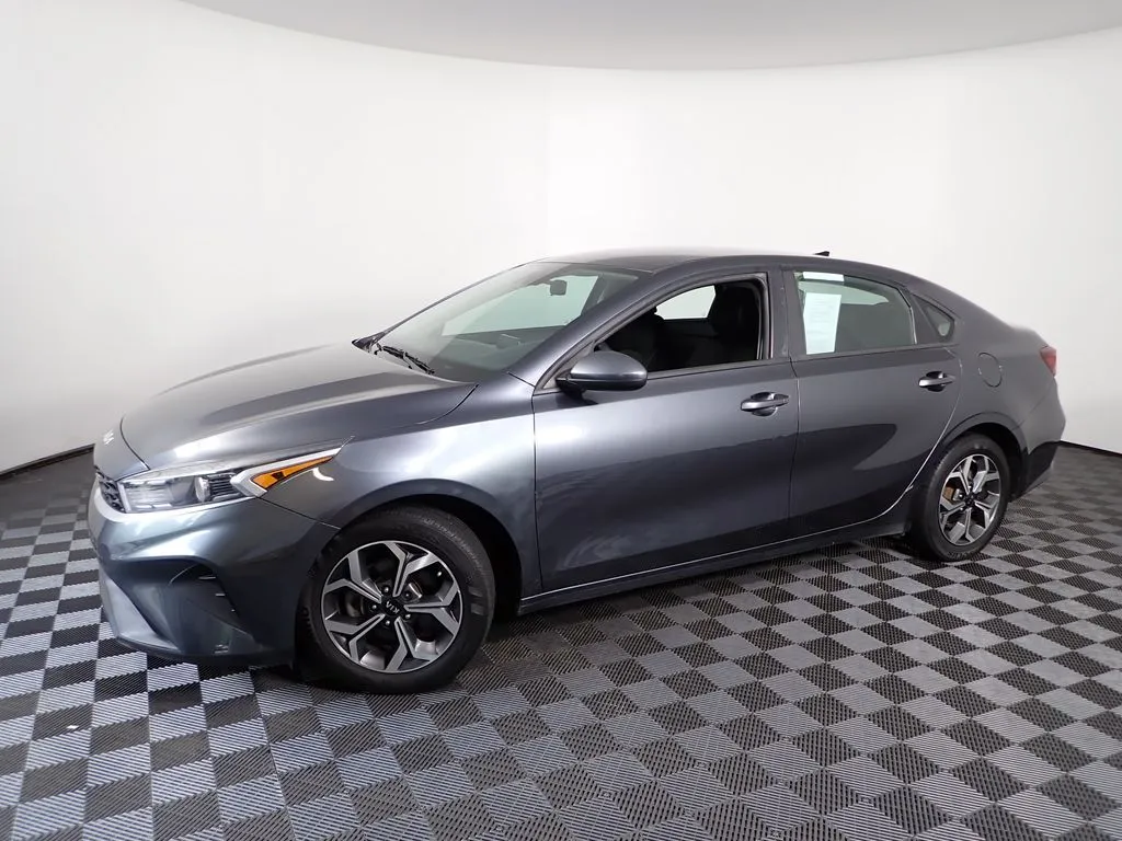 Kia Forte photo 8
