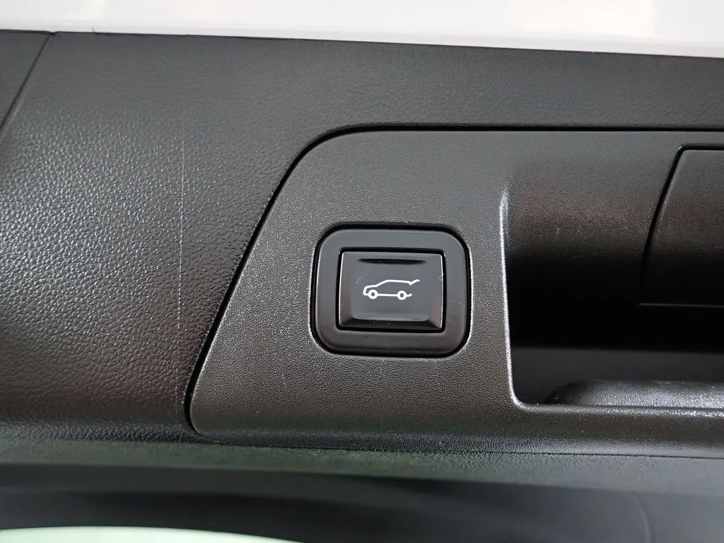 Buick Envision photo 18
