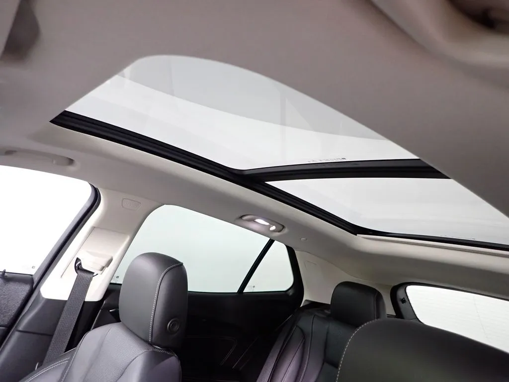 Buick Envision photo 8