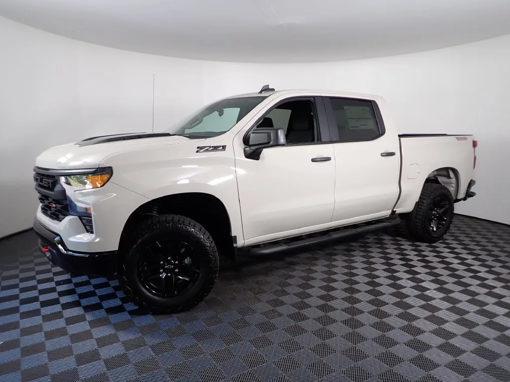 Chevrolet Silverado photo 8