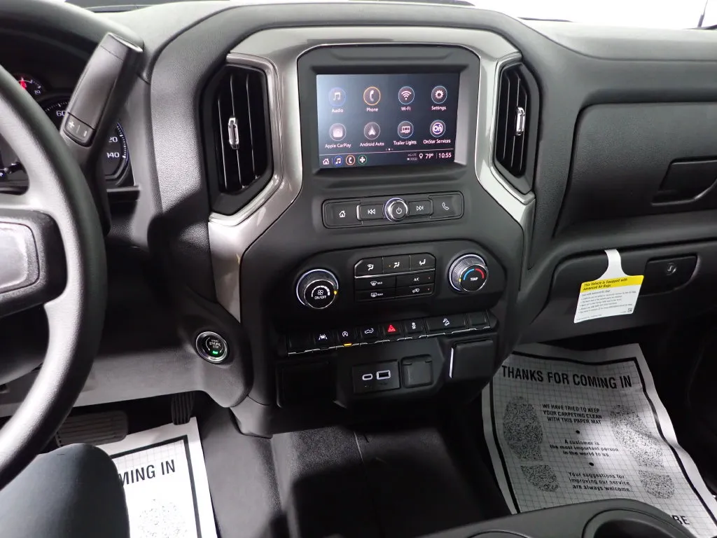 Chevrolet Silverado photo 27