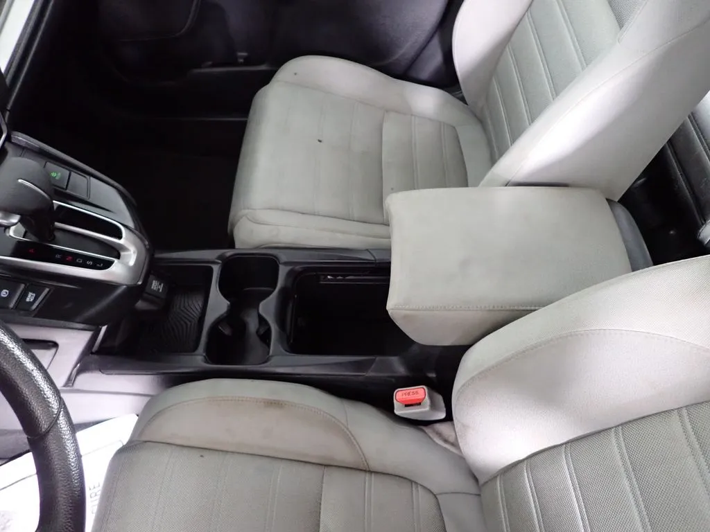Honda CR-V photo 26