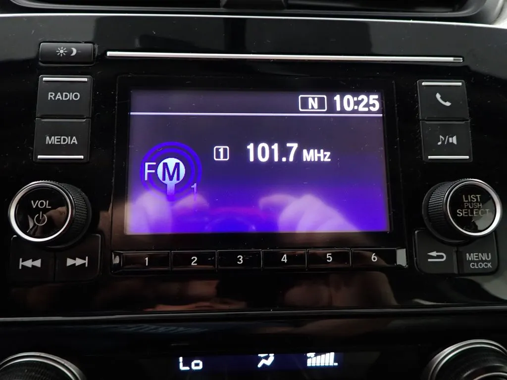 Honda CR-V photo 3