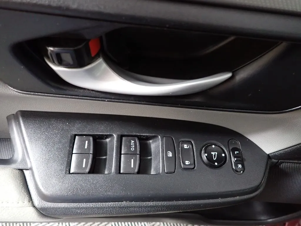Honda CR-V photo 17