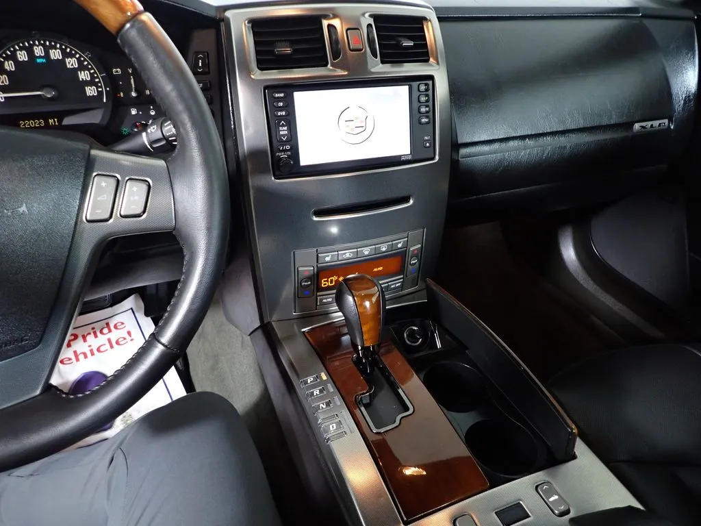 Cadillac XLR photo 26